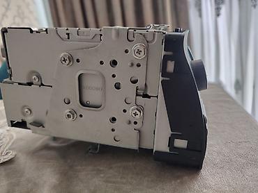 et çeken maşın: Toyota Corolla 2005 zavod monitoru/ Origanal Maqintofon - İşlək — 2