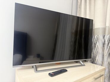 Телевизоры: Телевизор hisense 43 дюймав идеальном состоянии. Смарт тв. 4 к