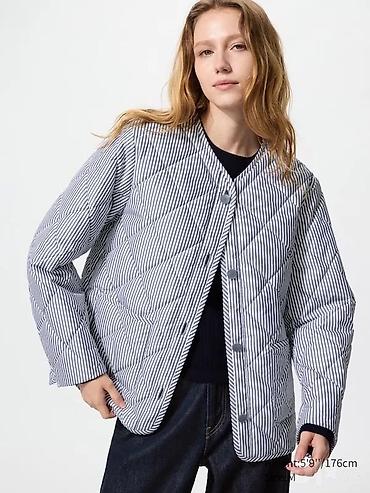 Айымдардын кийими: Продаю новую куртку Uniqlo Размер -S Легкая, практичная на осень/ — 2