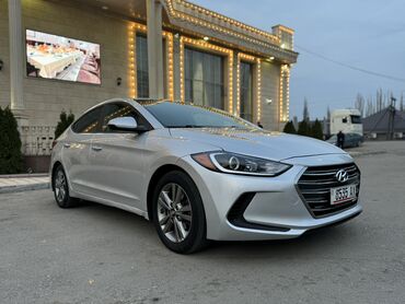 Hyundai: Hyundai Elantra: 2018 г., 2 л, Автомат, Бензин, Седан