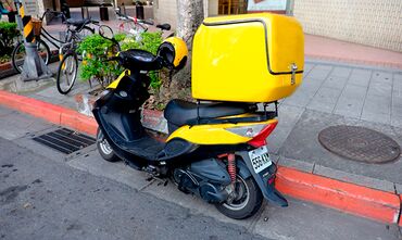 kuryer iş elanları: Salam Moto Kuryer işi Axtariram. işə Çox Ehtiyacim Var Zabratda