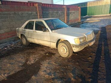 Mercedes-Benz: Mercedes-Benz 190: 1984 г., 1.9 л, Механика, Бензин, Седан