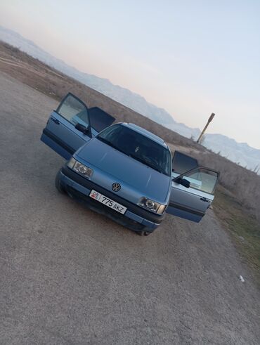 жетта 1: Volkswagen Passat: 1992 г., 1.8 л, Механика, Газ, Седан