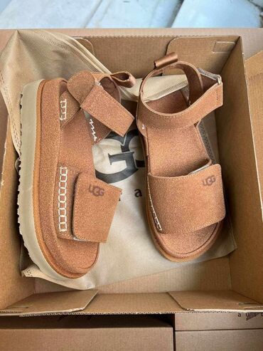 ipanema papuce na platformu: Sandale, UGG