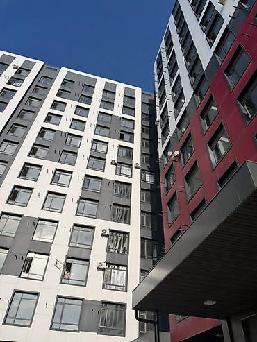 хата восток 5: 2 комнаты, 72 м², Восток-5 мкр Элитка, 6 этаж, Дизайнерский ремонт — 10