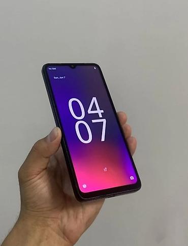 internet device: Смартфон Redmi (черный) - Экран: безрамочный дисплей с каплевидным — 1