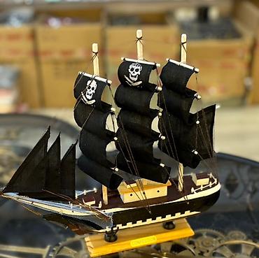модель: Pirate mövzusunda dekorativ gəmi maketi - Material: ağac gövdə, parça — 4