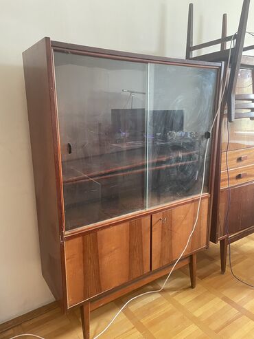 приму в дар телефон планшет: ДАРОМ серванты только самовывоз южные микрорайоны города Со