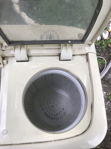 новая стиральная машинка: Стиральная машина Б/у
