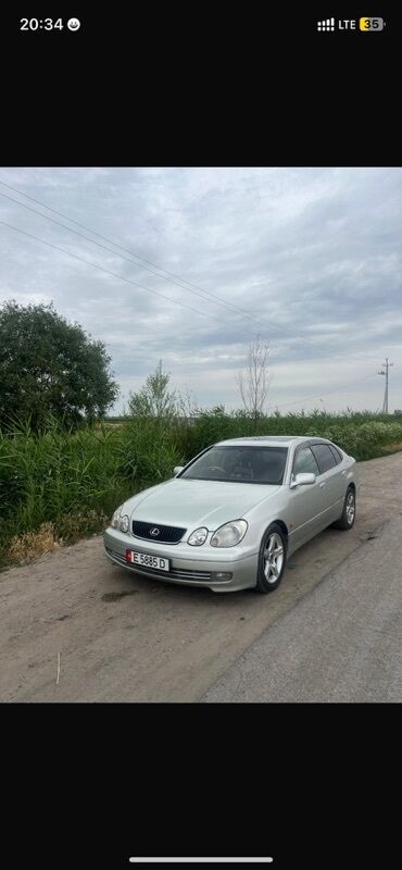 жс лексус: Серебристый седан Lexus GS 300, 2-го поколения (S160), с четырьмя