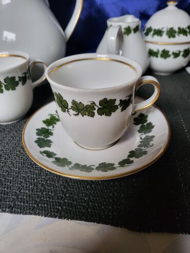 Ostali antikviteti: Servis za kafu 1977g+ Graf von Henneberg Nemacka. Servis je perfektan na lalafo.rs — 13 Ostali antikviteti: Servis za kafu 1977g+ Graf von Henneberg Nemacka. Servis je perfektan — 13