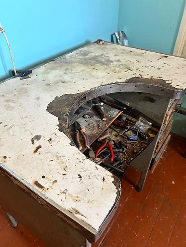 spotter satilir: Metalkarkas iş masasının satışı. Zərgərlik işi üçün peşəkar iş masası — 3
