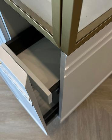 Sifarişlə mətbəx mebeli: Sifarişlə mətbəx dəsti, Özü çəkən petlələr, Mat laminat, Kredit yoxdur, Pulsuz çatdırılma, Rayonlara çatdırılma — 12