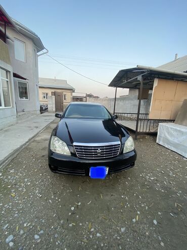 моноблок 210: Toyota Crown: 2004 г., 3 л, Автомат, Бензин, Седан