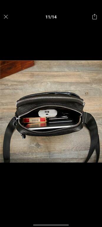 Классические сумки: Мужская черная и коричневая наплечная сумка прямоугольной формы с — 7