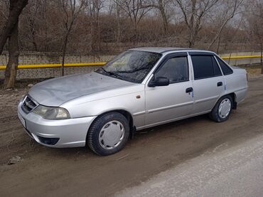 Daewoo: Daewoo Nexia: 2011 г., 1.5 л, Механика, Бензин, Хэтчбэк