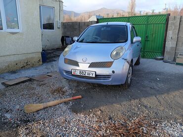 Nissan: Nissan March: 2001 г., 1.3 л, Автомат, Бензин, Универсал