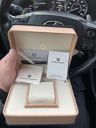 Классические часы: •	“Подарок” 	•	“Привозные ” 	•	“Почти не носились” 	•	“Цена ниже — 11