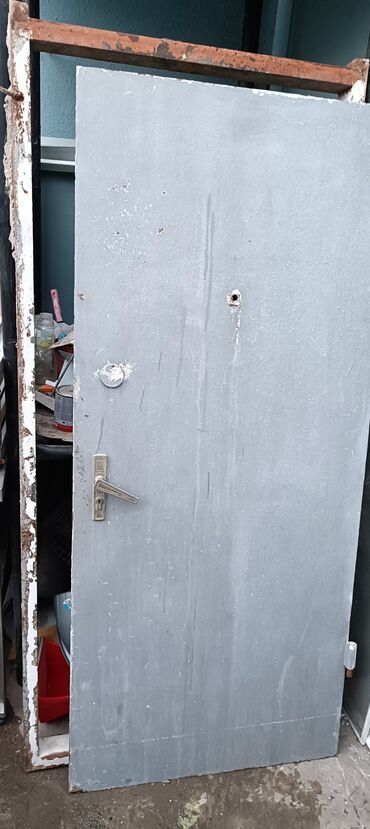 Giriş qapıları: Metal qapı və dəmir qutu-kaxon - Material: qalın metal təbəqədən — 5