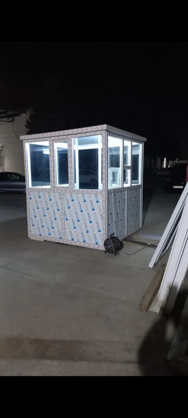 Butkalar, köşklar: MÜHAFİZƏ BUTKALARI. ağ plastik 155X155=890 man qara şüşəli — 29