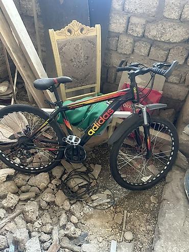 İdman velosipedləri: Dağ velosipedi – Adidas temalı dizayn - Çərçivə: yüngül alaşımlı — 2