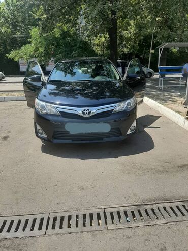 Toyota Camry 2.5 л. 2012 | 101000 км