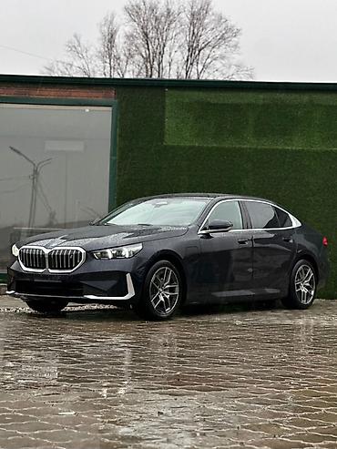 BMW: BMW : 2024 г., Электромобиль, Седан — 1