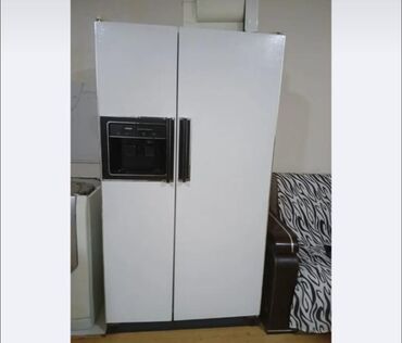 Qabyuyan maşınlar: Soyuducu Hotpoint 270 azn Yaxşı vəziyyətdədir, tam işləkdir heç bir