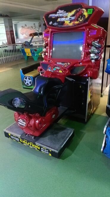 Digər biznes avadanlığı: Əyləncə mərkəzi aparatları satılır oyun aparatları hamısı işləkdi — 9