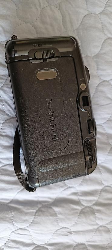 digital camera: Пленочная фотокамера Kodak (35 мм) - Формат пленки: 35 мм (надпись — 2