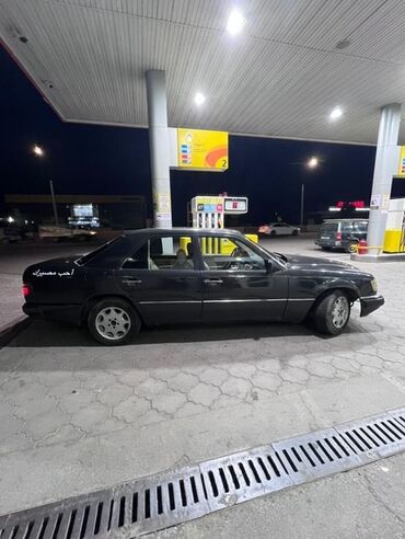 двигатель мерседес 2.2 дизель купить: Mercedes-Benz W124: 1990 г., 2.6 л, Автомат, Бензин, Седан
