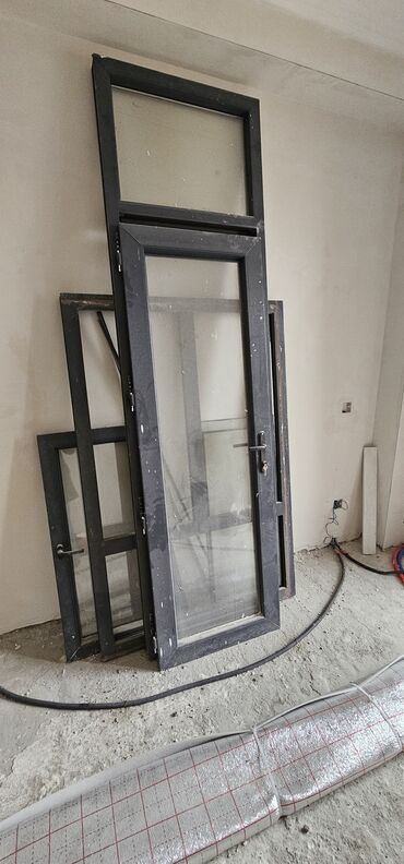 lalafo plastik qapi pencere: Təkli Plastik pəncərə İşlənmiş