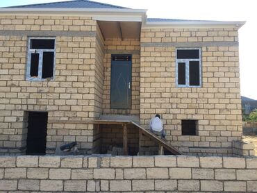Həyət evləri və villaların satışı: Masazır 3 otaqlı, 72 kv. m, Kredit var, Təmirsiz