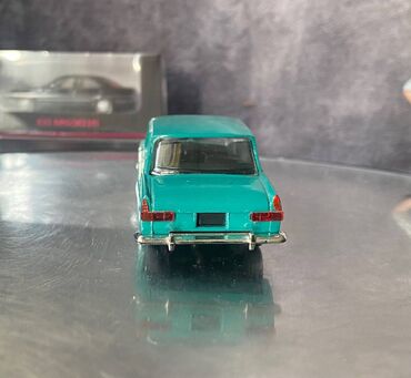 Avtomobil modelləri: Коллекционная модель Moskvich - 412 green 1969 Made In USSR Scale — 8