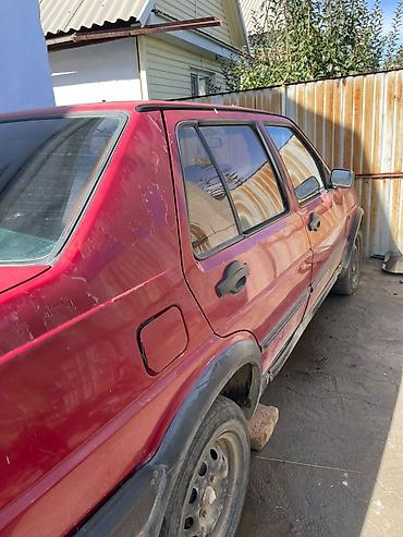 Volkswagen: Volkswagen Jetta: 1990 г., 1.8 л, Кол менен иштөөчү, Бензин, Седан — 2