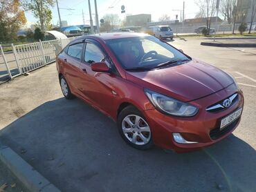 Hyundai: Hyundai Solaris: 2011 г., 1.6 л, Механика, Бензин