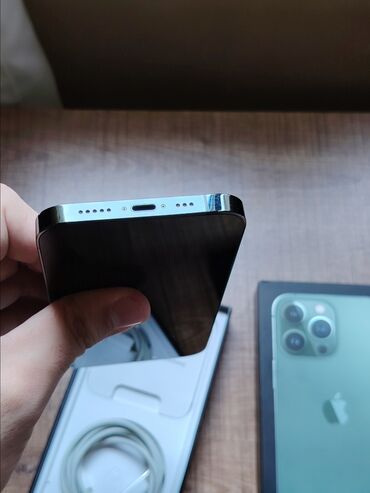 Apple iPhone: IPhone 13 Pro, 128 GB, Alpine Green, Face ID — 10