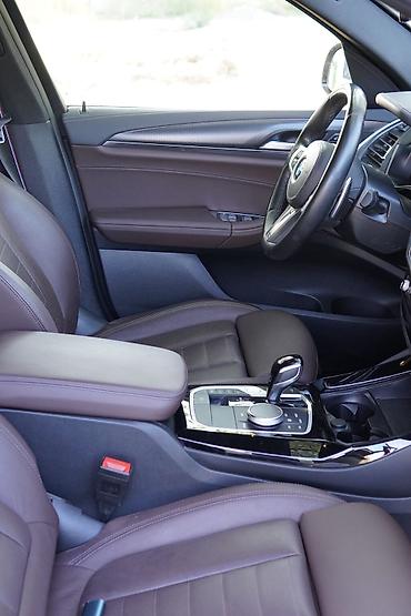 авто руль: BMW X3: 2022 г., 2 л, Автомат, Бензин, Кроссовер — 9