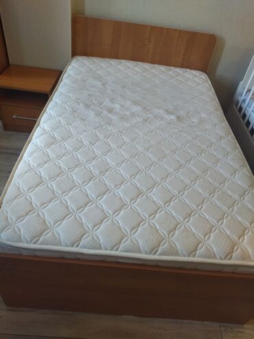 двухьярусная кровать: Полуторная Кровать, Б/у