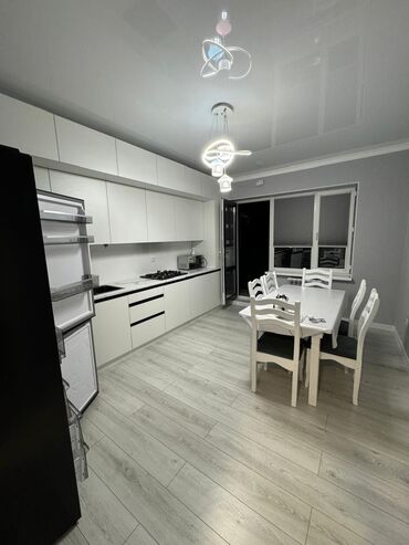 элебаева горького: 2 комнаты, 54 м², Элитка, 6 этаж, Евроремонт