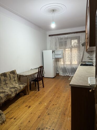 Uzunmüddətli kirayə evlər: 170 kv. m, 7 otaqlı, Kombi, Qaz, İşıq -da lalafo.az — 8 Uzunmüddətli kirayə evlər: 170 kv. m, 7 otaqlı, Kombi, Qaz, İşıq — 8