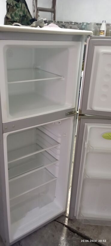 другая бытовая техника: Холодильник Ardo, Б/у, Двухкамерный, 60 * 130 * 50