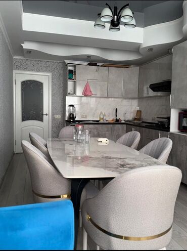 2 комнаты, 81 м², Элитка, 13 этаж