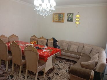 Həyət evləri və villaların satışı: 4 otaqlı, 2 kv. m, Orta təmir — 11