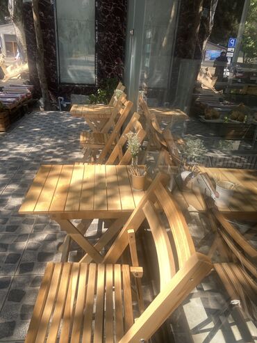 Restoran, kafelər: Obyekt hazir biznes kimi satilir 5000azn Arendasi ayda 500 azn Her bir