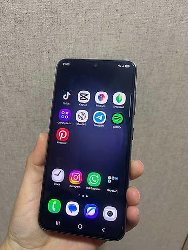 display: Samsung Galaxy S23, rəng - Boz, İki sim kartlı — 1