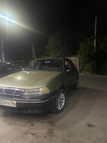 нехсия машина: Daewoo Nexia: 2005 г., 1.5 л, Механика, Бензин, Седан