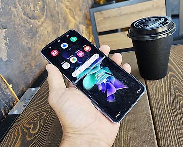 Мобильные телефоны и аксессуары: Samsung Galaxy Z Flip 3, Б/у, 256 ГБ, цвет - Фиолетовый, 1 SIM, 2 SIM — 9