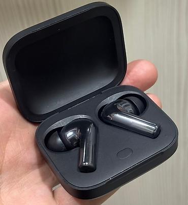 samsung galaxy j6 plus: Продаю Oneplus buds 3 Состояние на фото есть царапина корпусе — 2