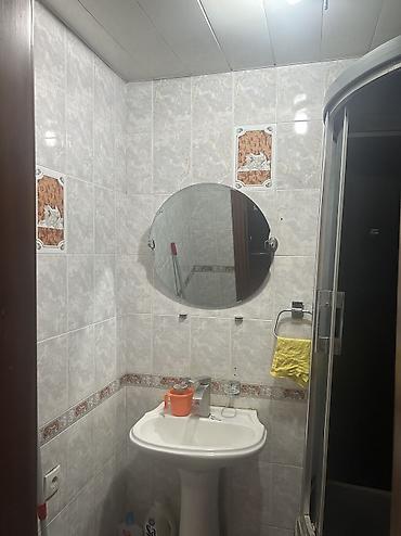 2 8: 3 комнаты, 75 м², Бишкек Парк ТРЦ Индивидуалка, 2 этаж, Старый ремонт — 8